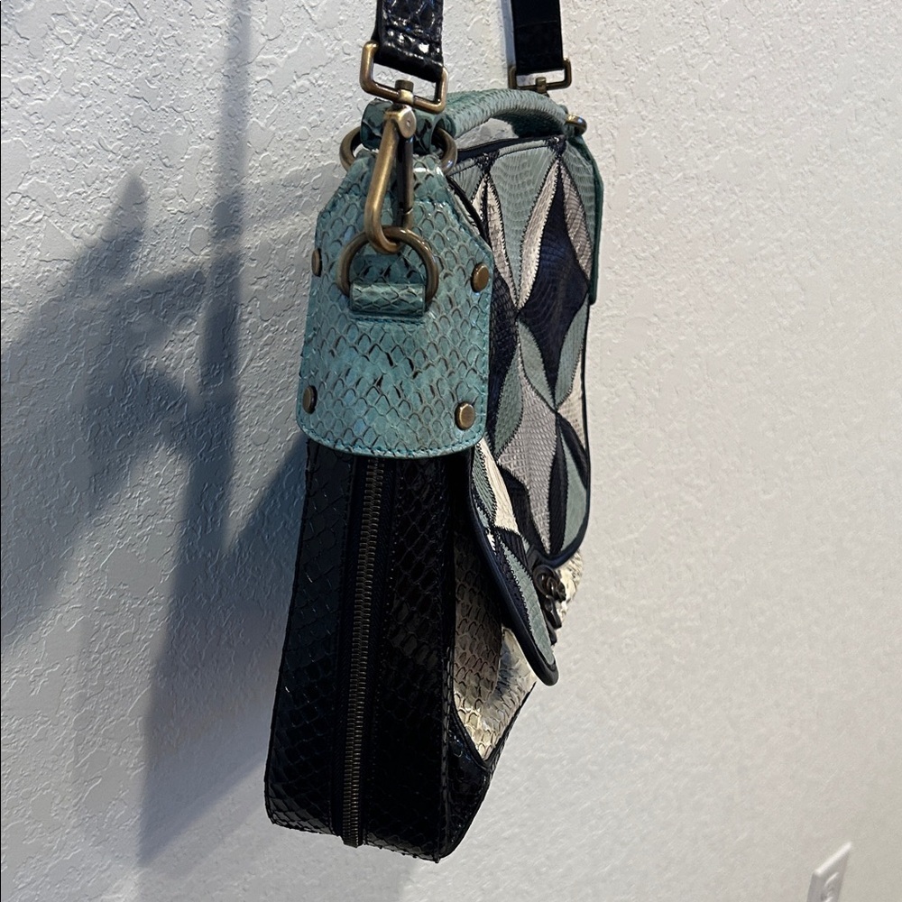 Derek Lam’s Spring 2012 Handbag Made From Python - Picture 6 of 16